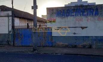 Imagem: Barracão no bairro Bosque - Araguari/MG
