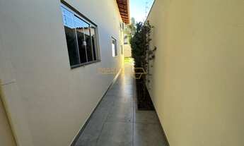 Imagem: Casa à venda no bairro Interlagos III