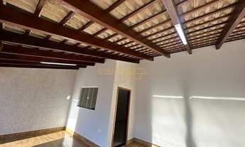 Imagem 2: Casa à venda no bairro Amorim - Araguari/MG