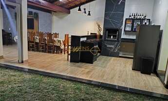 Imagem 2: Casa à venda no bairro Amorim - Araguari/MG