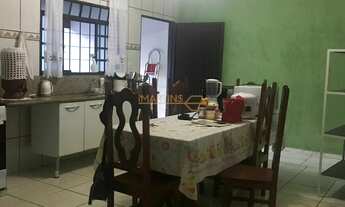 Imagem: Casa à venda no bairro Goiás - Araguari/MG