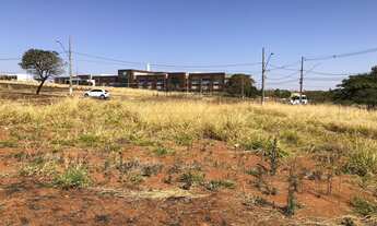 Imagem: Terreno à venda no bairro Jardim Botanico