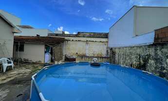 Imagem: Casa à venda no bairro Centro - Araguari/MG