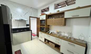 Imagem: Casa à venda no bairro Jardim Interlagos