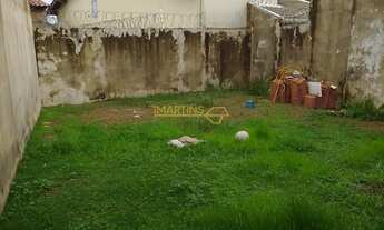 Imagem 5: Casa à venda no bairro Santiago - Araguari/MG