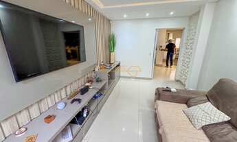 Imagem: Casa à venda no bairro Centro - Araguari/MG