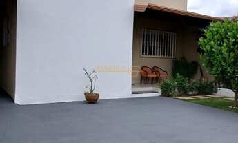 Imagem: Casa à venda no bairro Jardim Interlagos