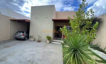 Imagem 4: Casa à venda no bairro Jardim Interlagos III - Araguari/MG