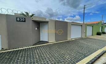 Imagem: Casa à venda no bairro Santiago - Araguari/MG