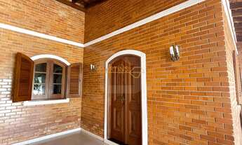 Imagem: Casa à venda no bairro Centro - Araguari/MG