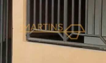 Imagem: Casa à venda no bairro Centro - Araguari/MG