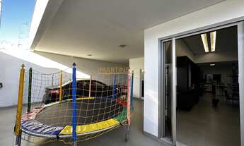 Imagem: Casa à venda no bairro Santiago - Araguari/MG