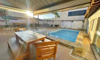 Imagem: Casa à venda no bairro Centro - Araguari/MG