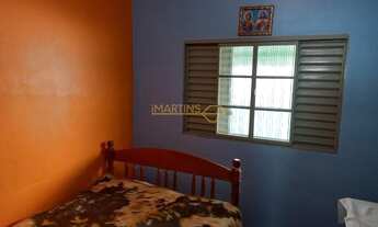 Imagem 2: Casa à venda no bairro Jóquei Clube - Araguari/MG