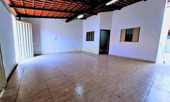 Imagem: Casa à venda no bairro Parque dos Verdes