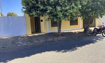 Imagem 2: Casa à venda no bairro Amorim - Araguari/MG