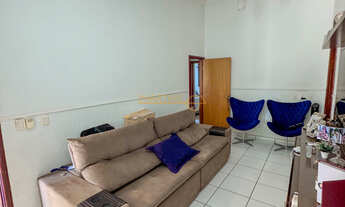 Imagem 2: Casa à venda no bairro Goiás - Araguari/MG