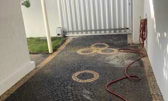 Imagem 1: Casa à venda no bairro Industrial - Araguari/MG