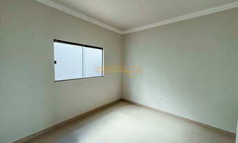 Imagem 2: Casa Padrão, 3 dormitórios, 1 suítes, 2 banheiro, 2 vagas na garagem