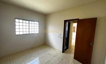 Imagem 6: Casa para alugar no bairro Santiago - Araguari/MG