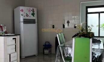 Imagem: Casa à venda no bairro Industrial - Araguari/MG