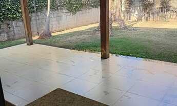 Imagem: Casa à venda no bairro Bosque - Araguari/MG