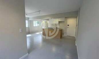 Imagem 4: Apartamento em Moema, com 2 Dormitórios e 2 Banheiros