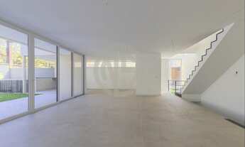 Imagem 5: Sobrado Alto Padrão em Jardim Cordeiro, São Paulo/SP