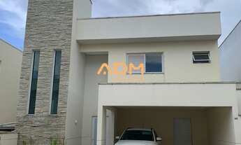 Imagem: Sobrado Alto Padrão em Condomínio Fechado