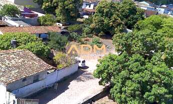 Imagem: Terreno á venda - 1.750m² - Centro - Goiás