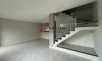 Imagem 2: Excelente Casa Duplex à Venda