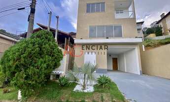 Imagem: Casa à venda no bairro Albuquerque - Teresópolis/RJ