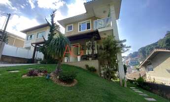 Imagem: Casa à venda no bairro Tijuca - Teresópolis/RJ