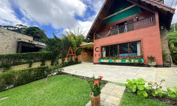 Imagem: Casa à venda no bairro Ermitage - Teresópolis/RJ