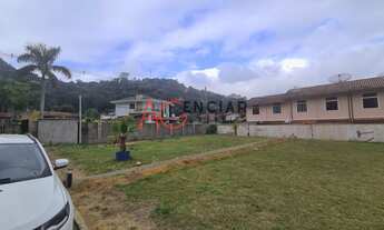 Imagem: Terreno à venda no bairro Parque do Imbui