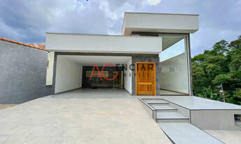 Imagem: Casa à venda no bairro Albuquerque - Teresópolis/RJ