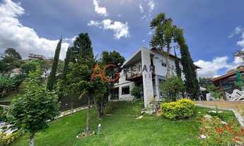 Imagem: Casa à venda no bairro Golfe - Teresópolis/RJ