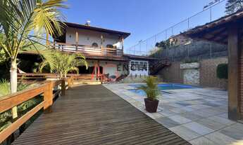 Imagem: Casa à venda no bairro Albuquerque - Teresópolis/RJ