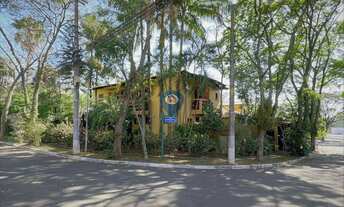 Imagem 7: Casa em condomínio- 4 dorms / 1 suíte + edícula suíte hóspedes e escritório!