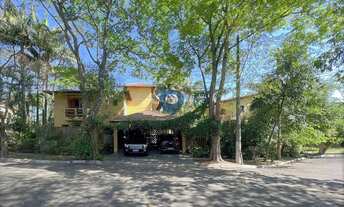 Imagem 6: Casa em condomínio- 4 dorms / 1 suíte + edícula suíte hóspedes e escritório!