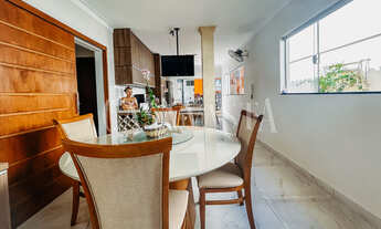 Imagem 3: Casa com churrasqueira e 04 quartos no Bairro Umuarama