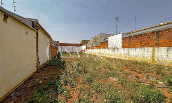 Imagem 3: Terreno de 300 m² próximo da Av Odorindo Perenha em Araçatuba