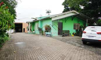 Imagem: Pavilhão/Galpão à venda no bairro Cavalhada