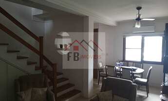 Imagem 2: Lindo Sobrado com três quartos e suíte com close