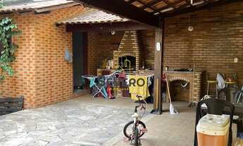 Imagem 3: Casa Duplex com terraço 4 Quartos