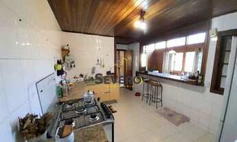 Imagem 7: Casa de Madeira com 4 quartos!