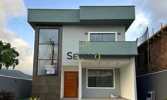 Imagem: Casa à venda no bairro Ubatiba - Maricá/RJ