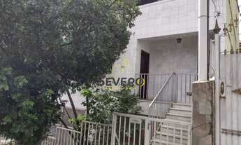 Imagem 2: Casa Duplex com terraço 4 quartos