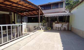 Imagem 2: Casa com 4 dormitórios à venda, 660 m² por R$ 570.000,00 - Santa Rosa - Niterói/RJ