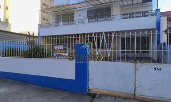 Imagem: Casa Duplex, no Centro de São Gonçalo